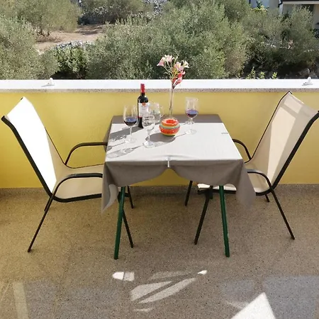 Gabrijel Apartment *