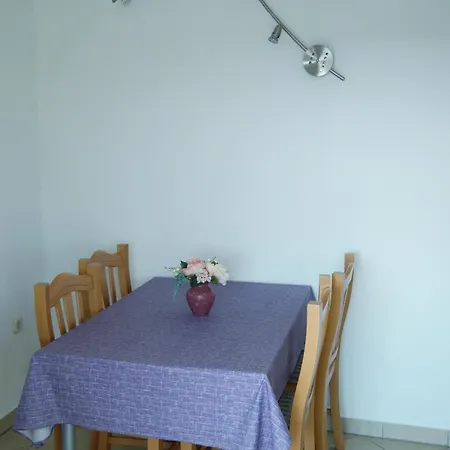 Gabrijel Apartment *