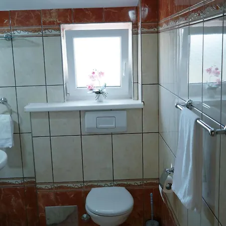 Gabrijel Apartment *
